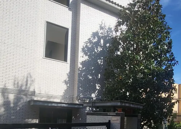 3 Sisters House